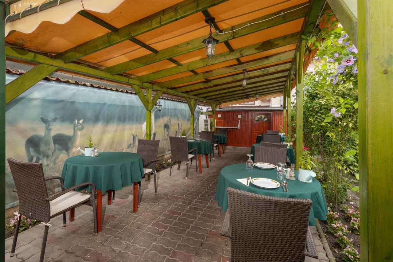 Illes Hotel Σέγκεντ Εξωτερικό φωτογραφία
