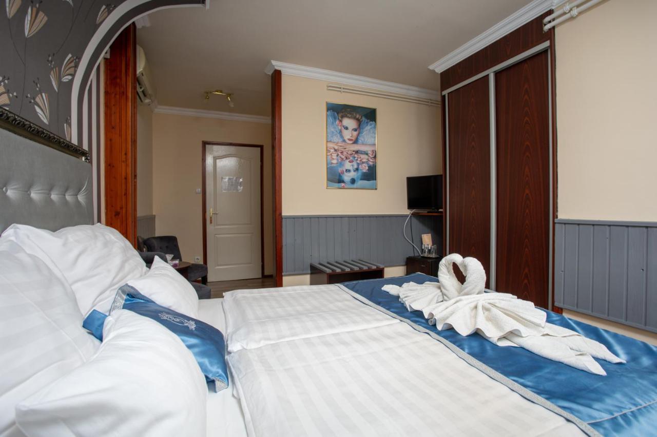 Illes Hotel Σέγκεντ Εξωτερικό φωτογραφία