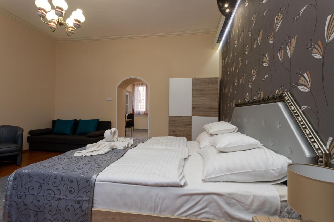 Illes Hotel Σέγκεντ Εξωτερικό φωτογραφία