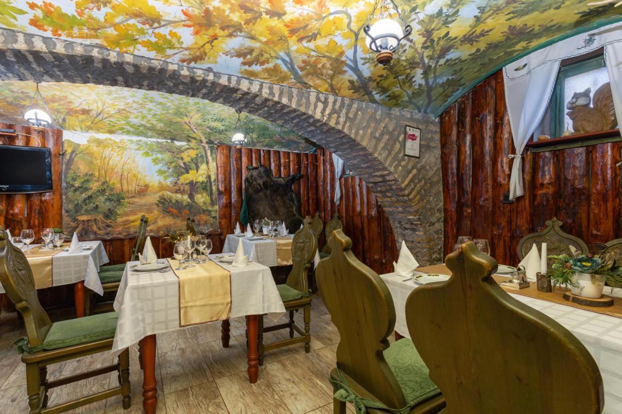 Illes Hotel Σέγκεντ Εξωτερικό φωτογραφία