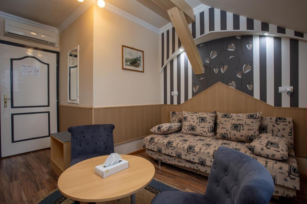 Illes Hotel Σέγκεντ Εξωτερικό φωτογραφία
