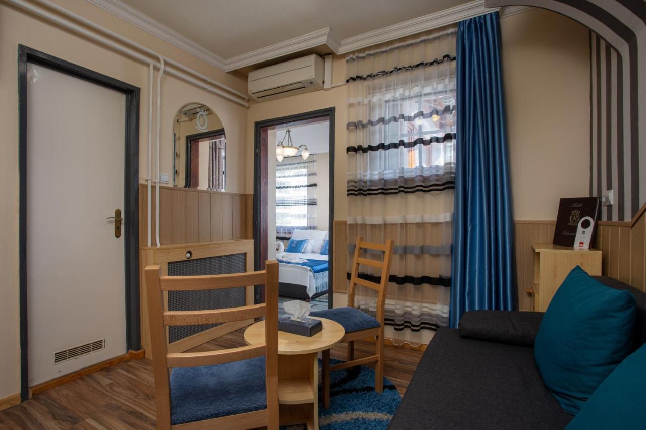 Illes Hotel Σέγκεντ Εξωτερικό φωτογραφία