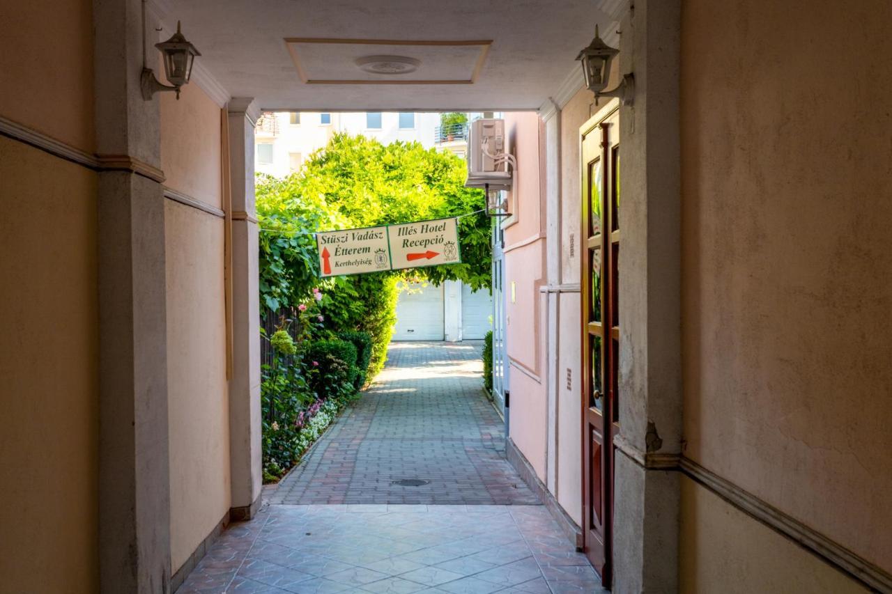 Illes Hotel Σέγκεντ Εξωτερικό φωτογραφία